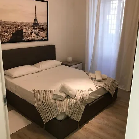 Appartement Domus Re Di *